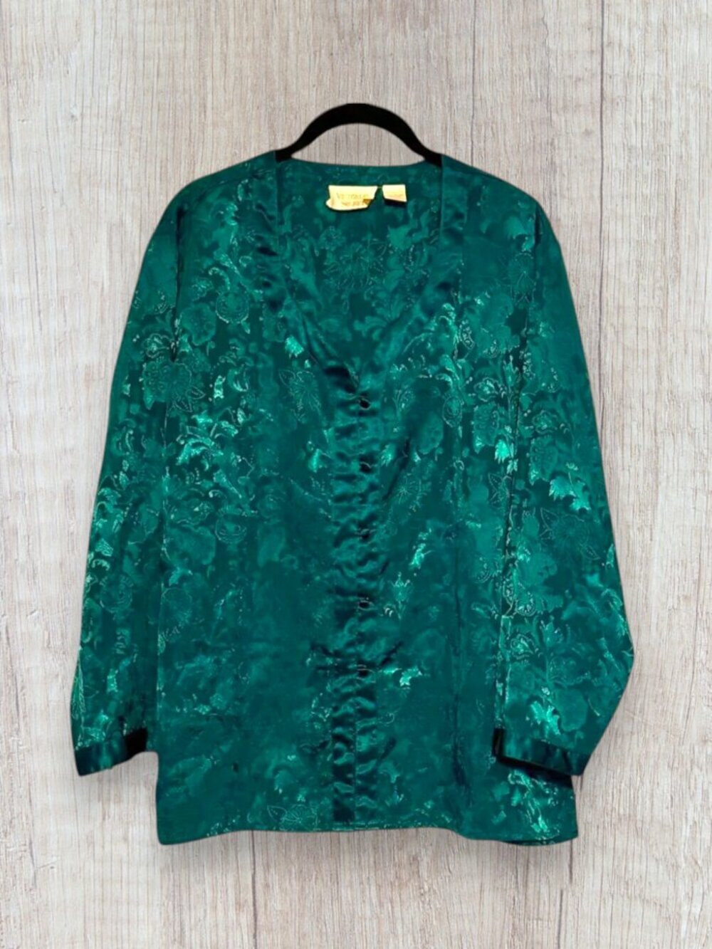 Vintage Victoria’s Secret Emerald Green Floral Satin Sleep Shirt Nightshirt S